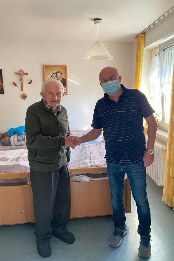 7ac6e336 cbb0 4889 b9de b602b3d4af21