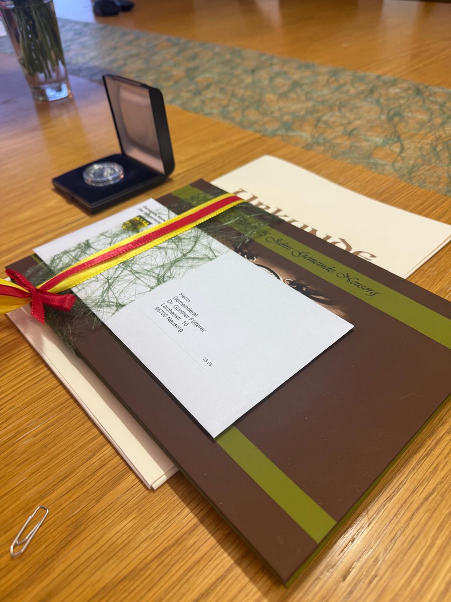 Ehrung Fuetterer Album